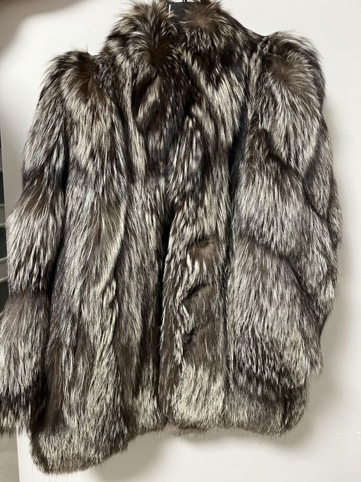 Futro naturalne z lisa srebrnego