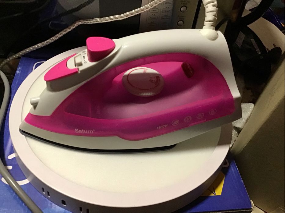 Электрический утюг