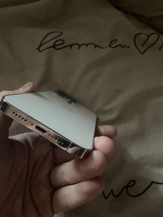 iPhone 13 Pro 128 icloud lock