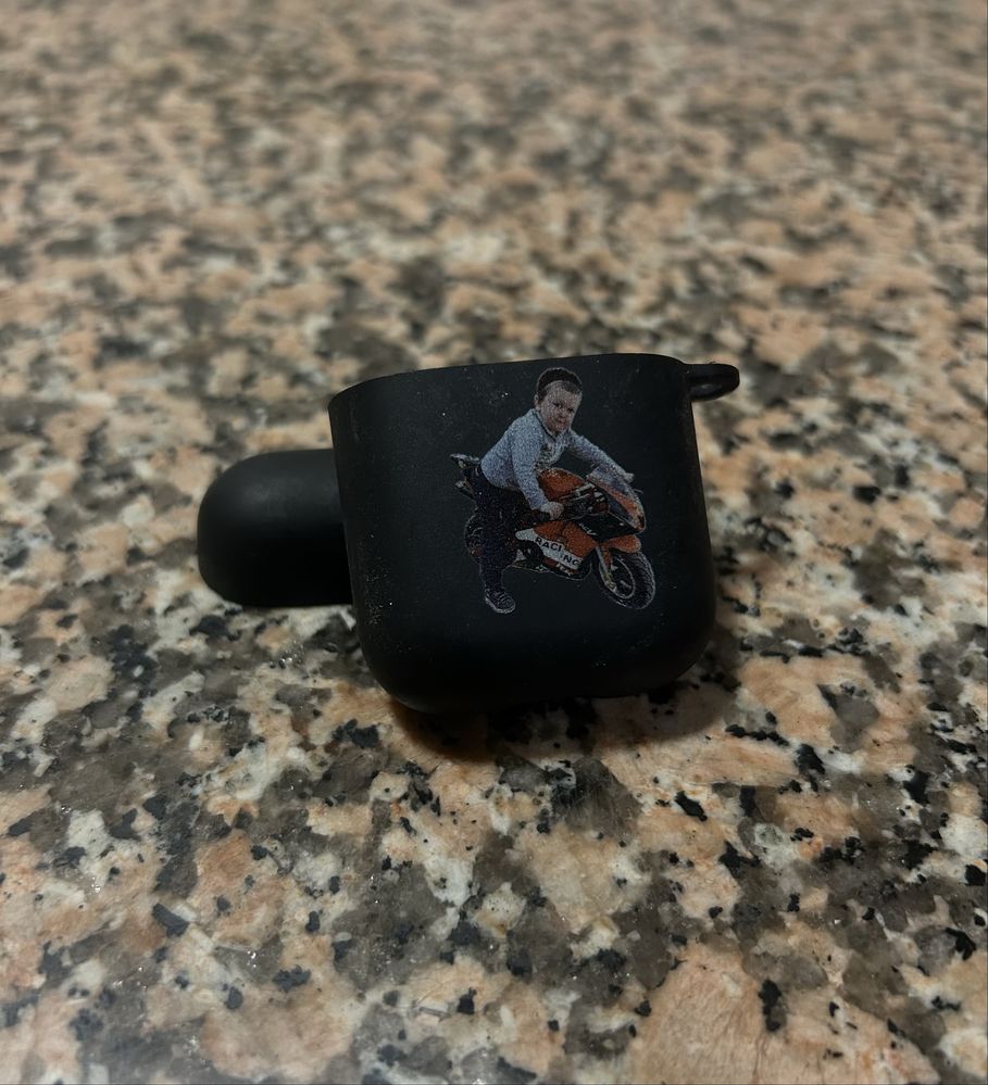 Capa para AirPods Hasbulla (segunda geração)