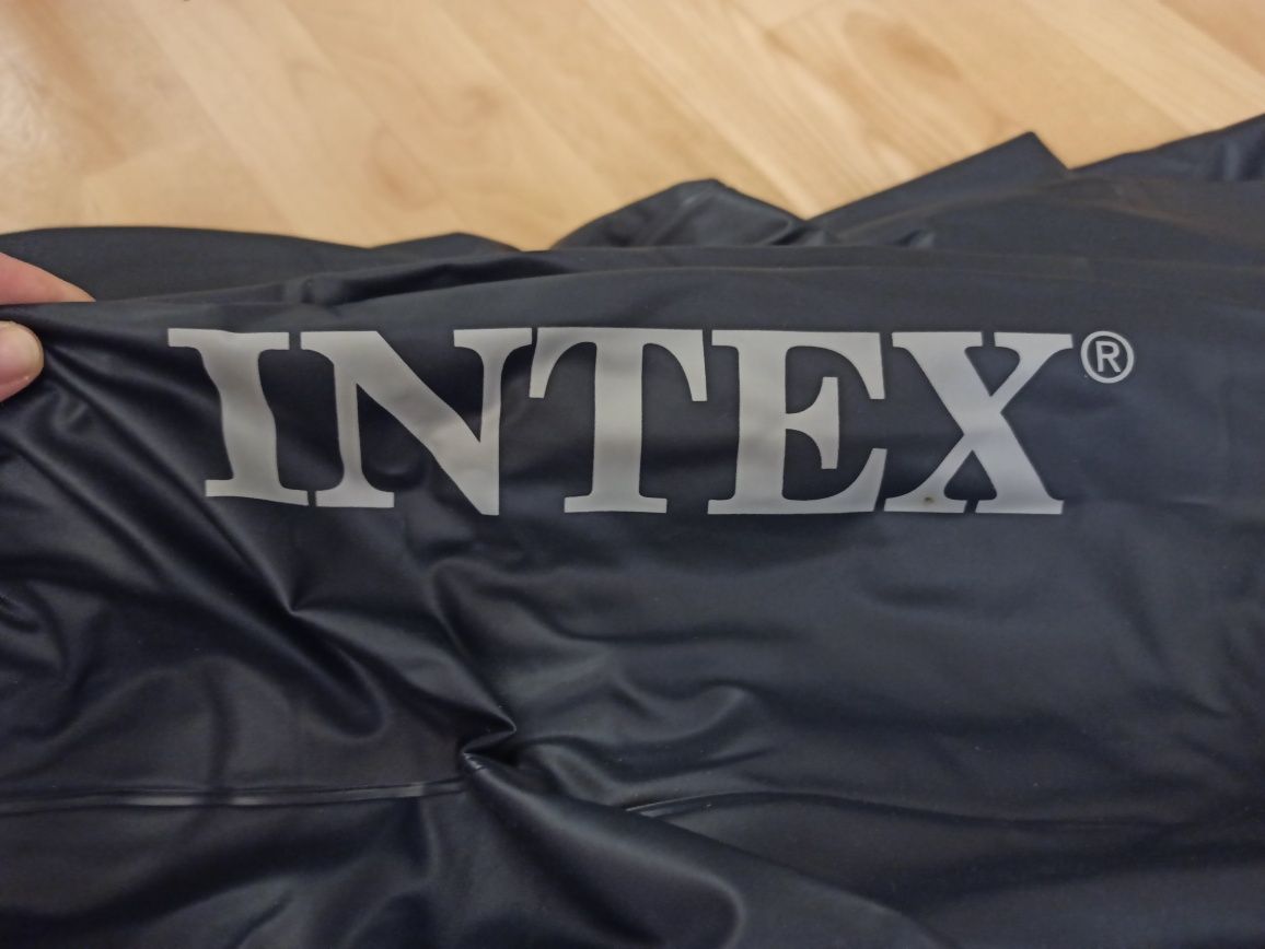 Надувний матрац Intex