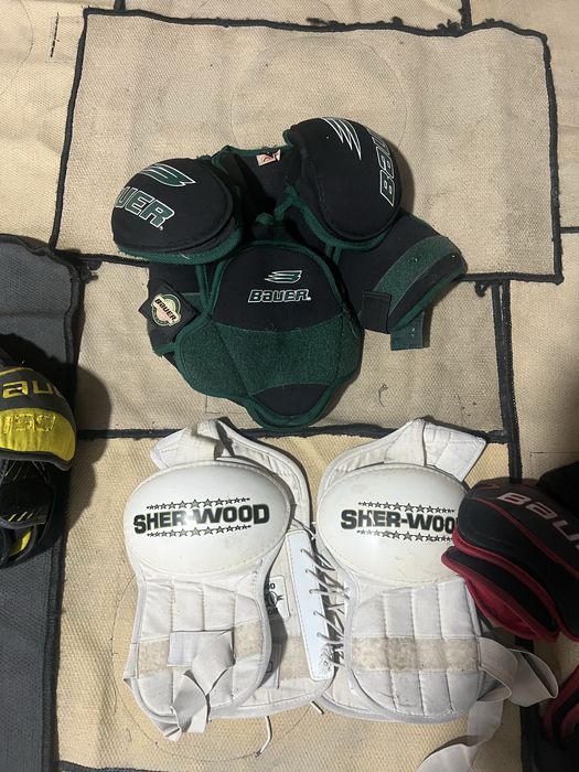 Нагрудник шорты в хорошем состояние