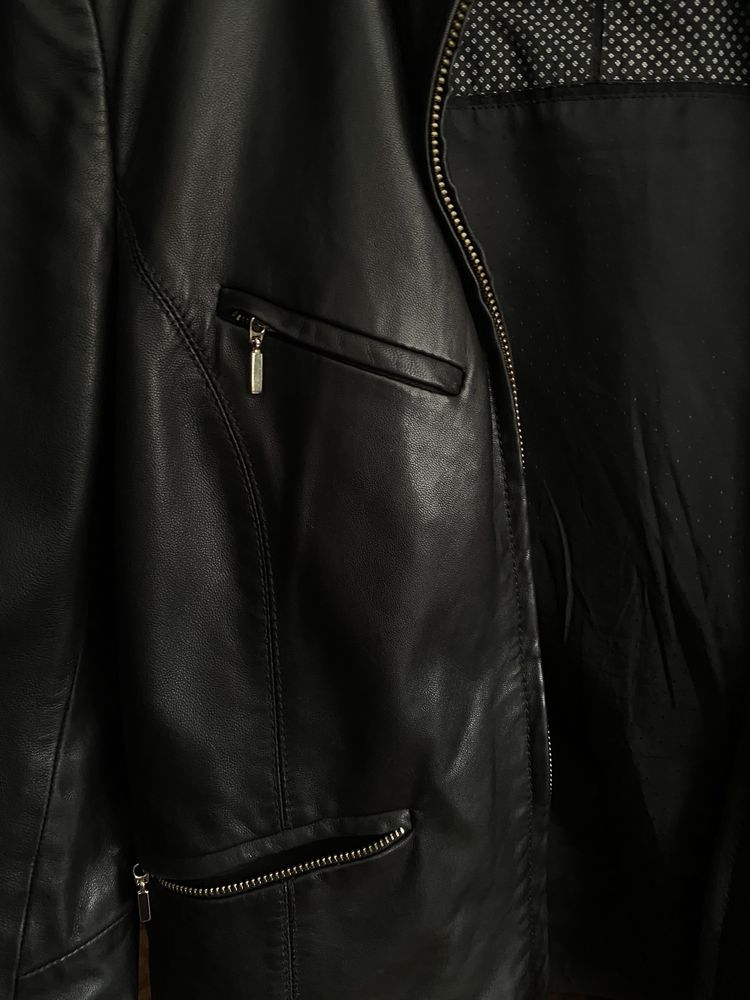 Massimo Dutti  шкірянка куртка жіноча розмір М