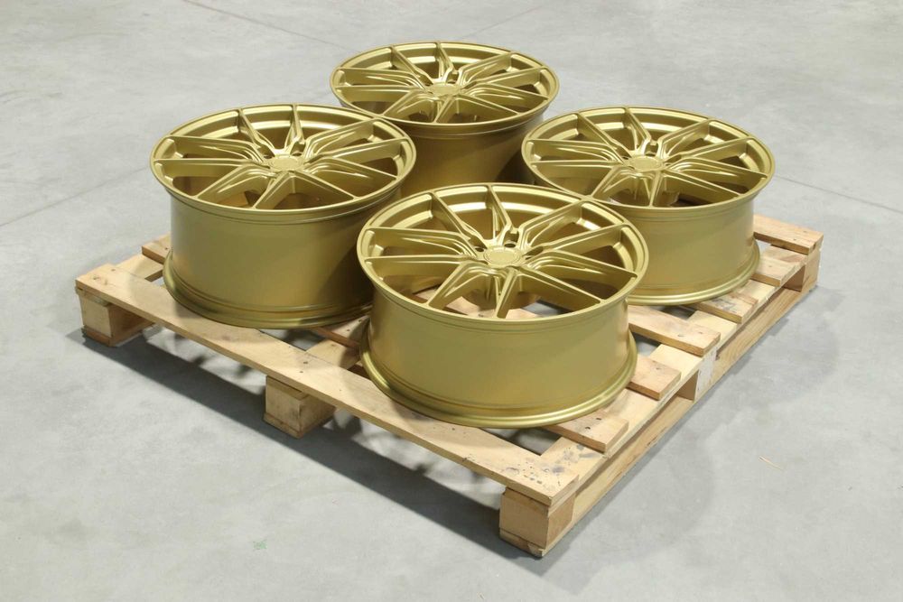OUTLET! Felgi Japan Racing JR44 20x8 ET20 + 20x9,5 ET28 5x112 Gold