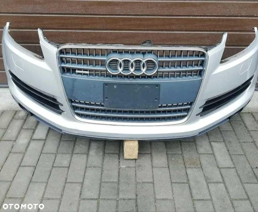 Zderzak atrapa grill Audi q7 4l