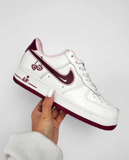 Кроссовки женские Nike Air Force 1 Low Cherry кожаные белые вишни