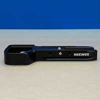 Neewer Base Plate (Sony A7R III/A7 III/A9)