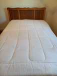 Cama casal madeira com colchão e estrado