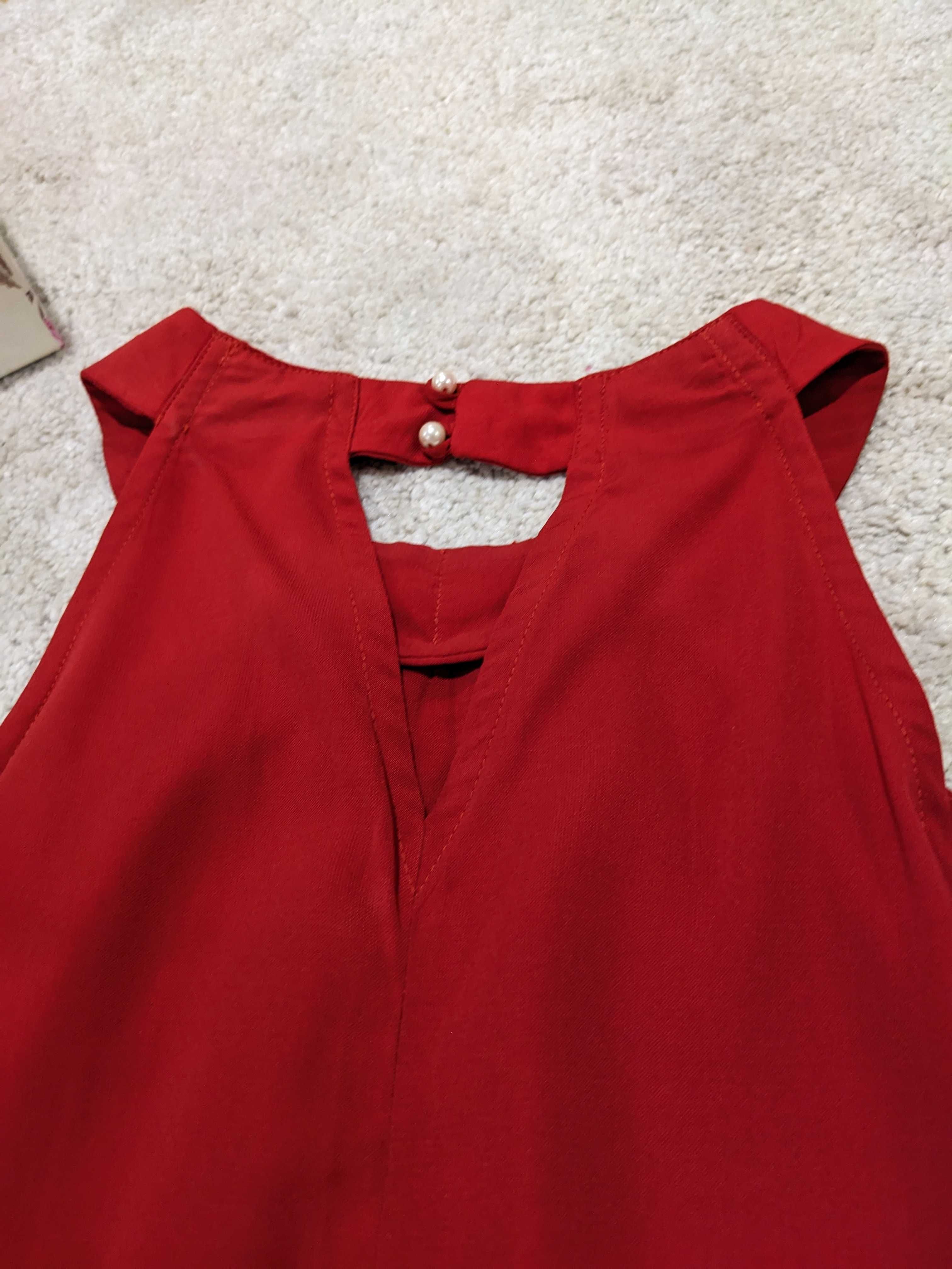 Vestido Curto Vermelho / Cetim / Sem alças / Elegante (XS)