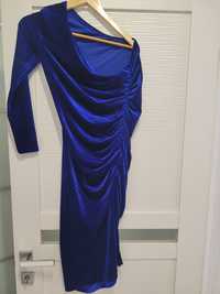 Жіноче плаття ярко синього кольору