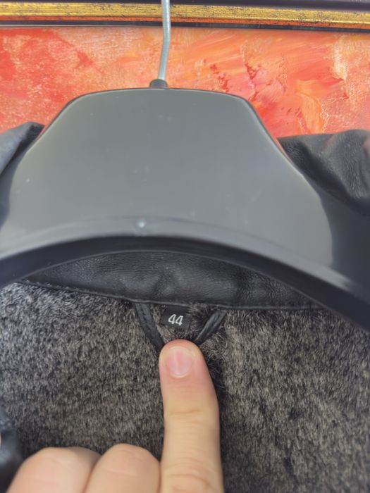 Зимняя кожаная куртка с мехом Размер М