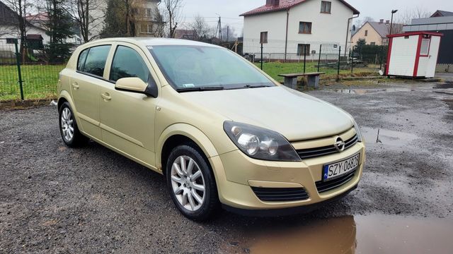 Opel Astra H 2004 benzyna 1.4 Hak