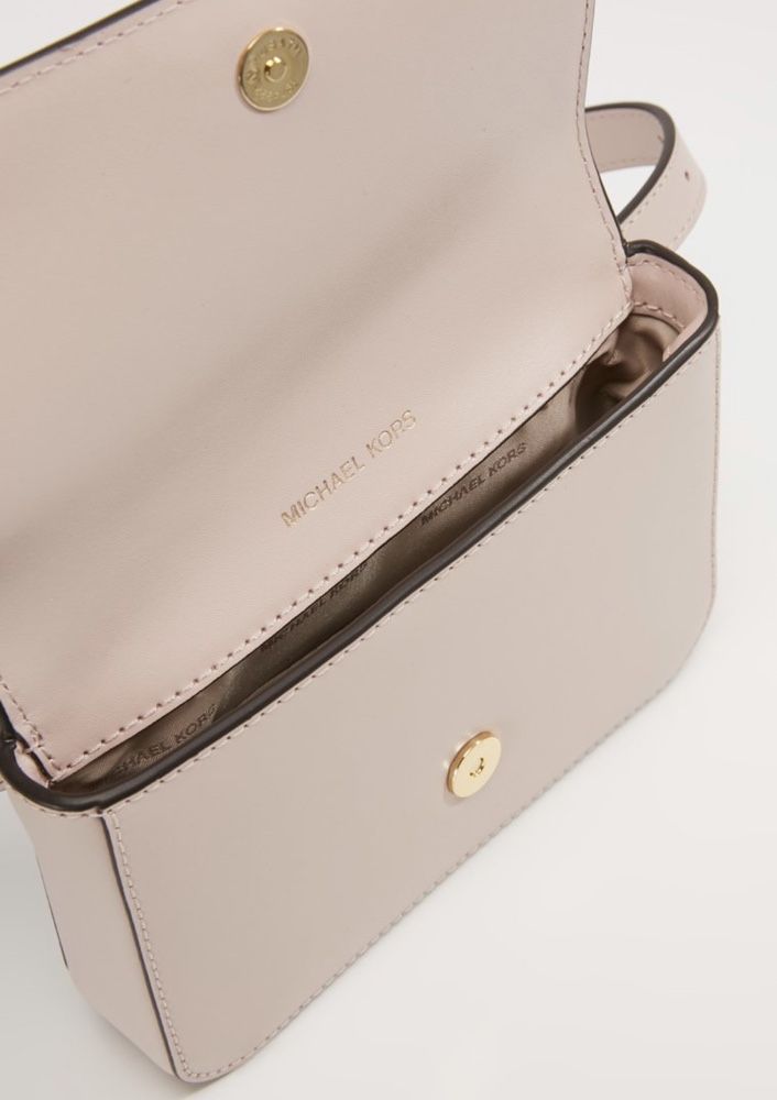 Nerka saszetka oryginalna Michael Kors pudrowy róż torebk