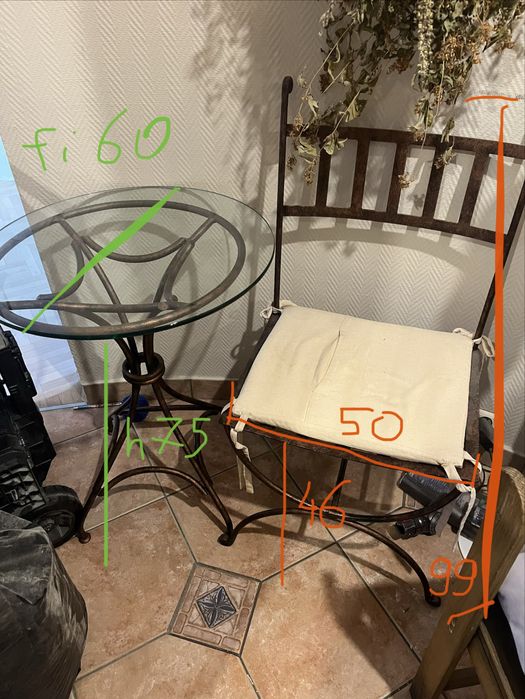 Zestaw mebli do przedpokoju krzesło stolik kinkiety lustro wieszak