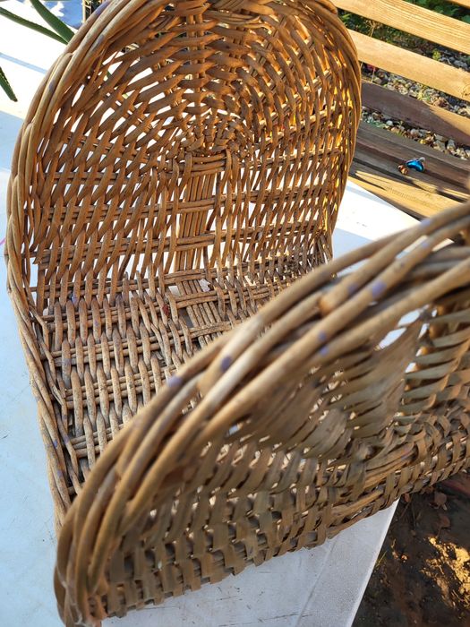 Koszyk wiklinowy do drzewa