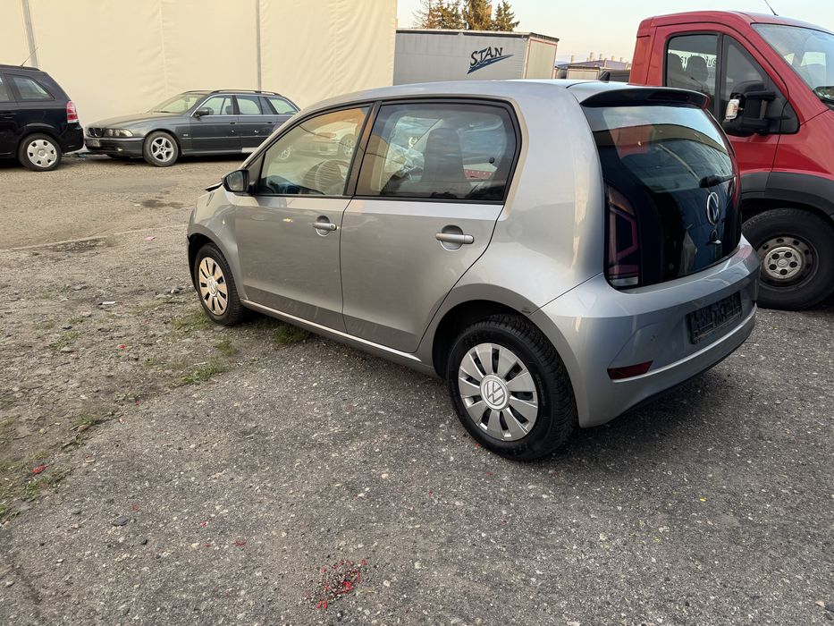 Vw up rok 2020 1.0 benz klima