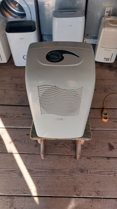 Осушувач повітря вологозбирач вологопоглинач Einhell 12л