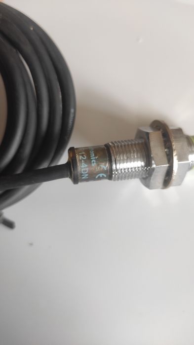 Індуктивний датчик Autonics PR12-4DN