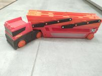 Laweta Hot wheels i ramka na zdjęcia
