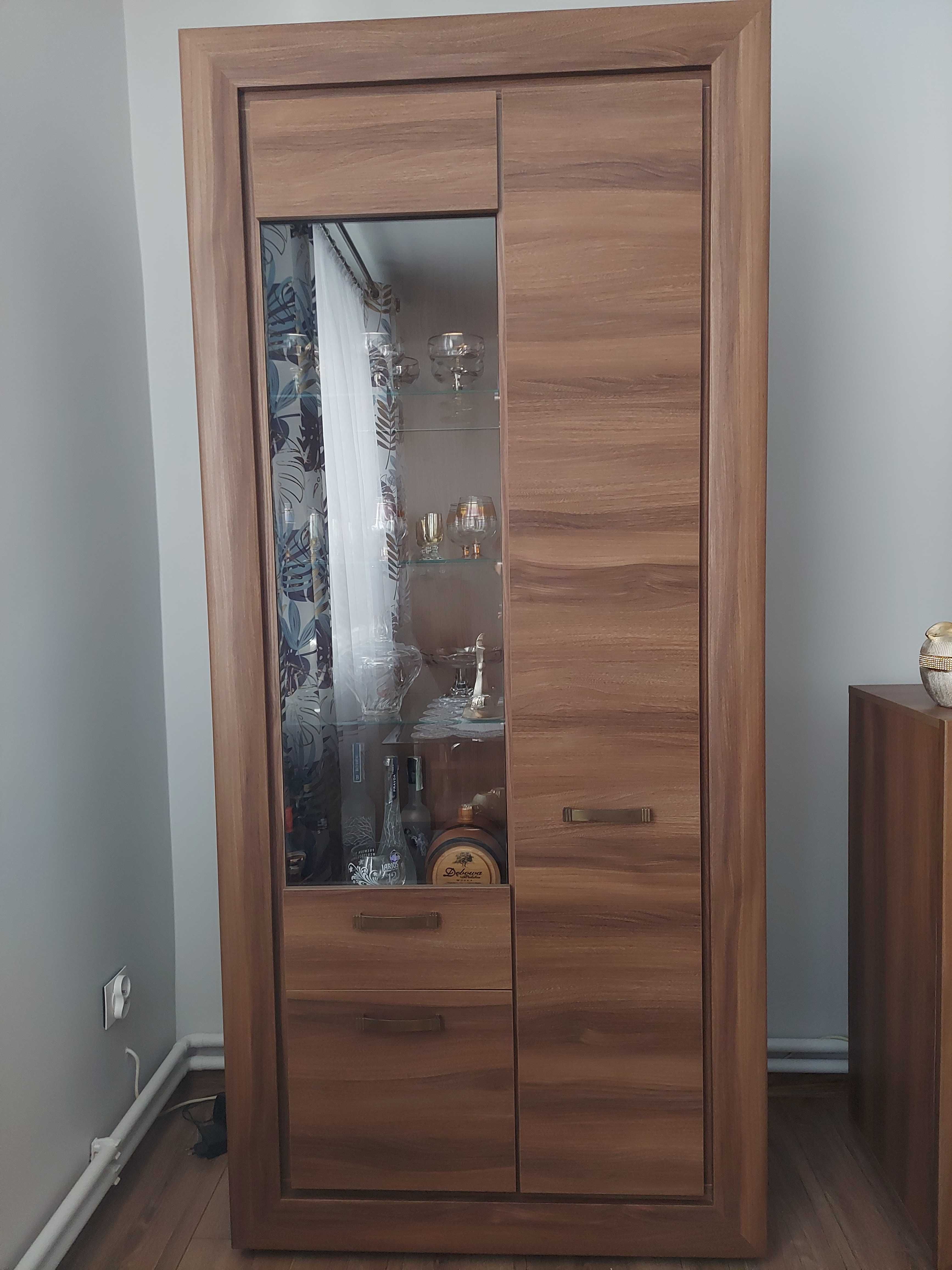 Meble pokojowe jak nowe! Zestaw -4 elementy