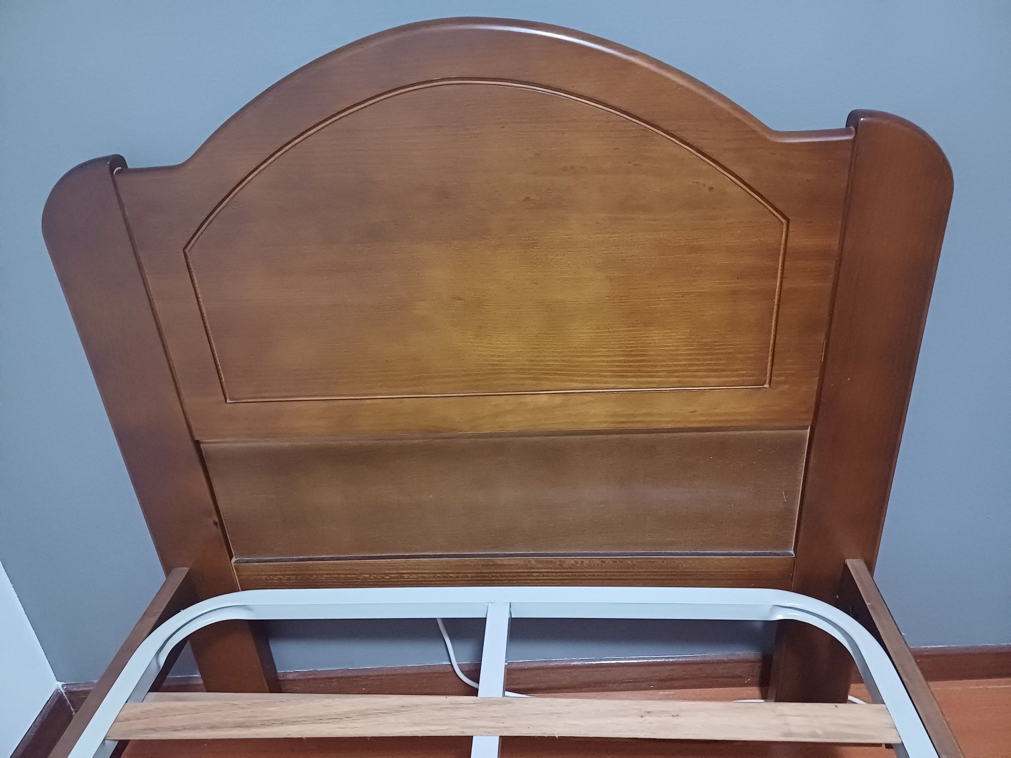 Cama de solteiro