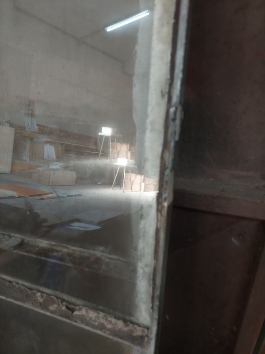 Janelas de ferro sem aro