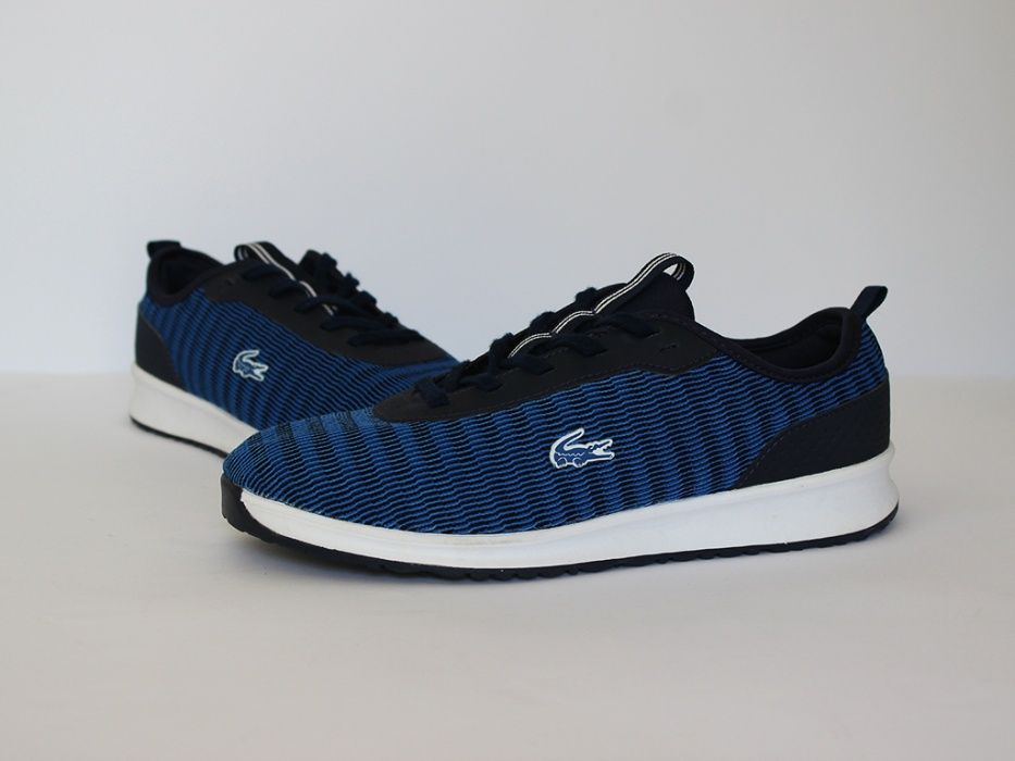 Сині спортивні кросівки lacoste lt spirit sneaker