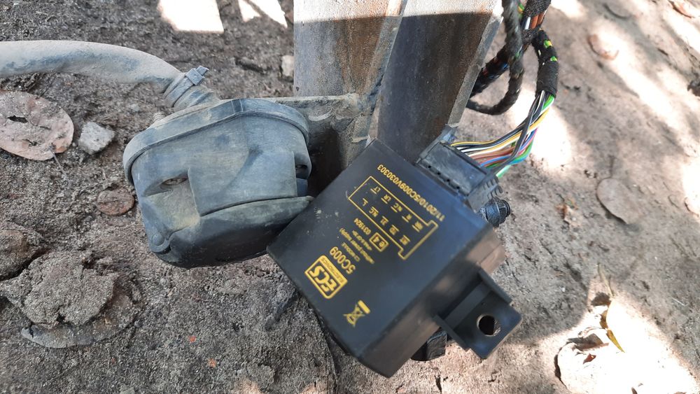 Фаркоп на Volkswagen Golf 4 (1996-2003) Хетчбек \ Універсал