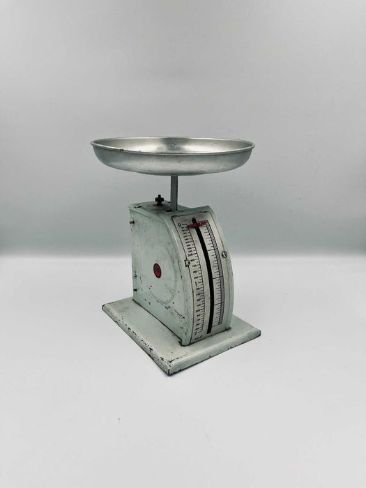 Stara waga kuchenna Gütte