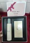 Perfume Eclat Femme Weekend + Spray Corporal