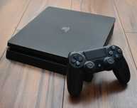 Konsola Sony Playstation 4 Slim PS4 + Dualshock 4 + Okablowanie