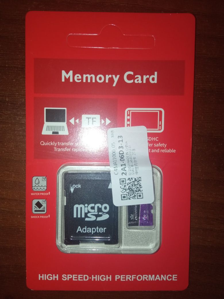 SD card 2 tb. Сд карта 2 тб.