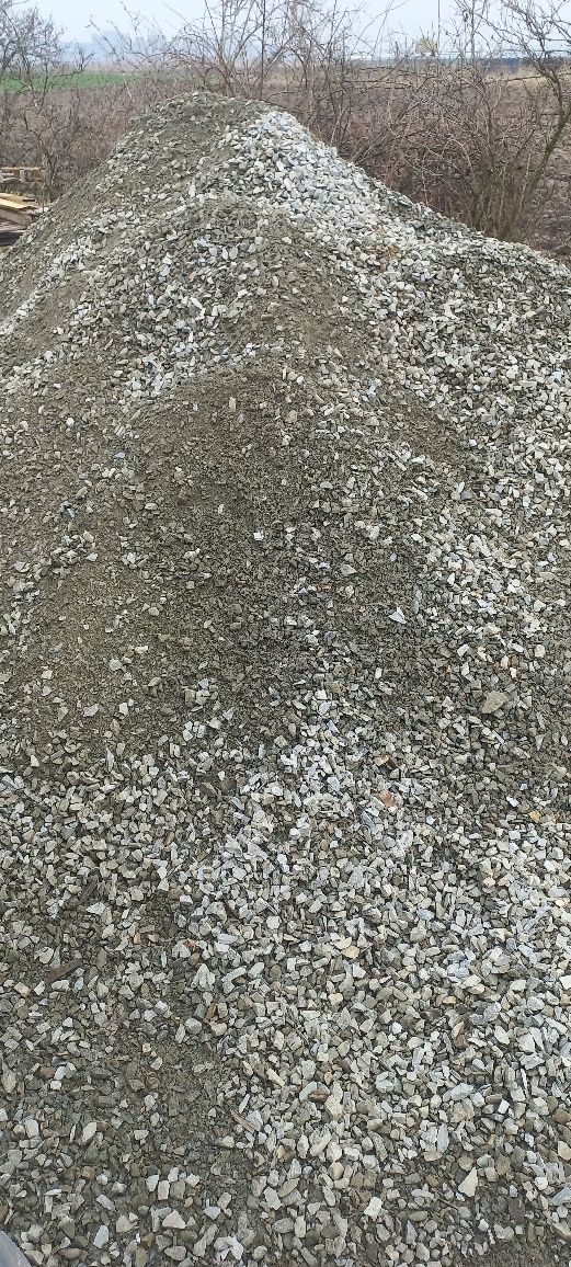 Sprzedaż Kruszywa , ziemi. Od 2 do 20 ton