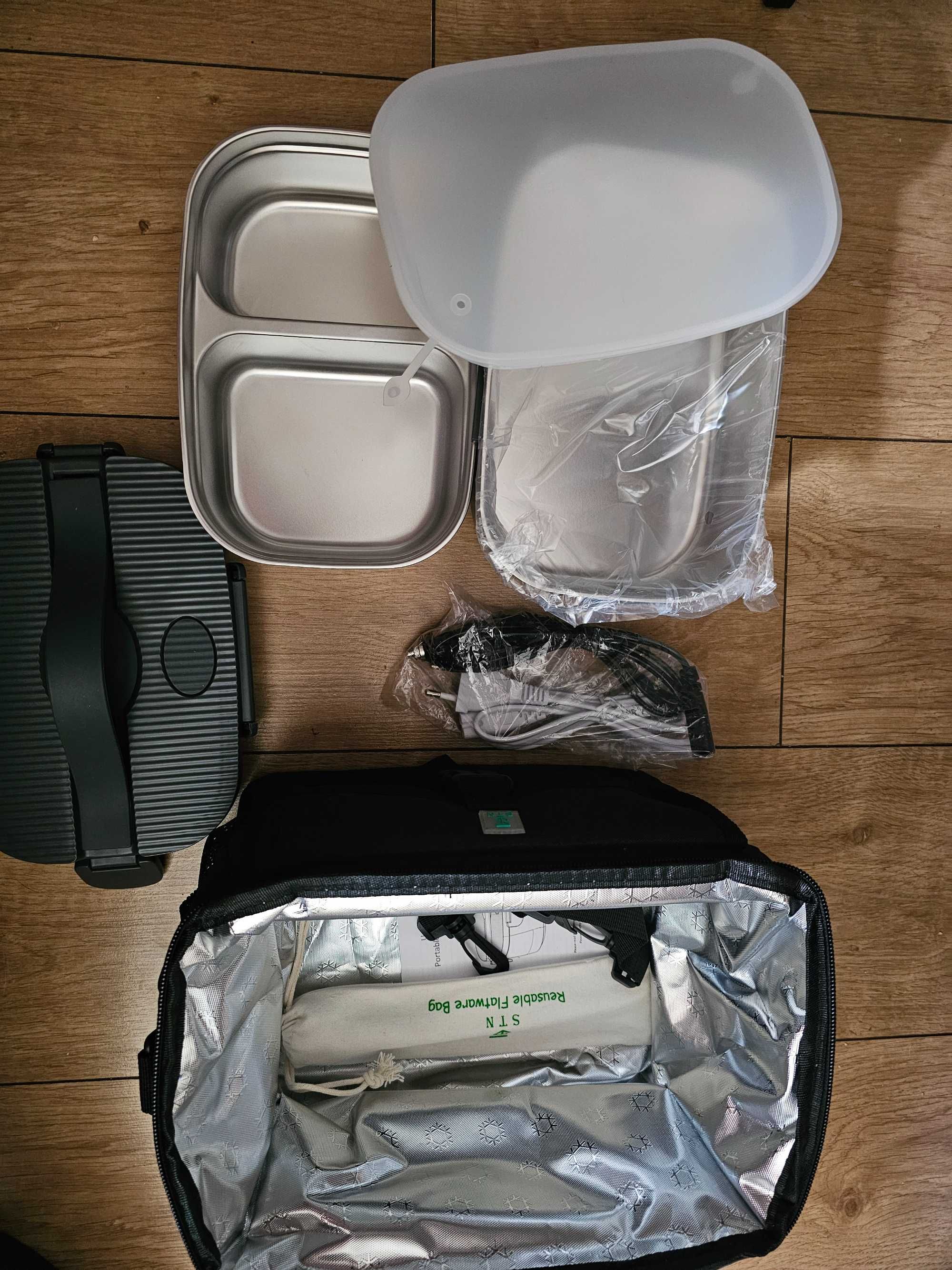 Lunchbox elektryczny 80 W 2 pojemniki, torba, 12 V/24 V/220 V