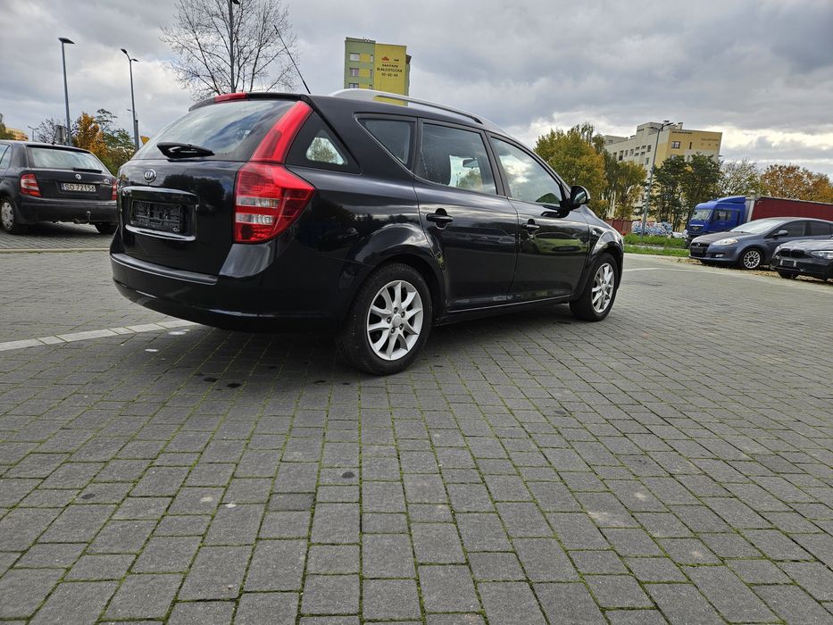 Kia cee'd Sportwagon XE 1,6 benzyna