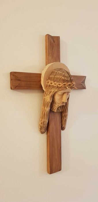Krzyż zabytkowy drewniany duży