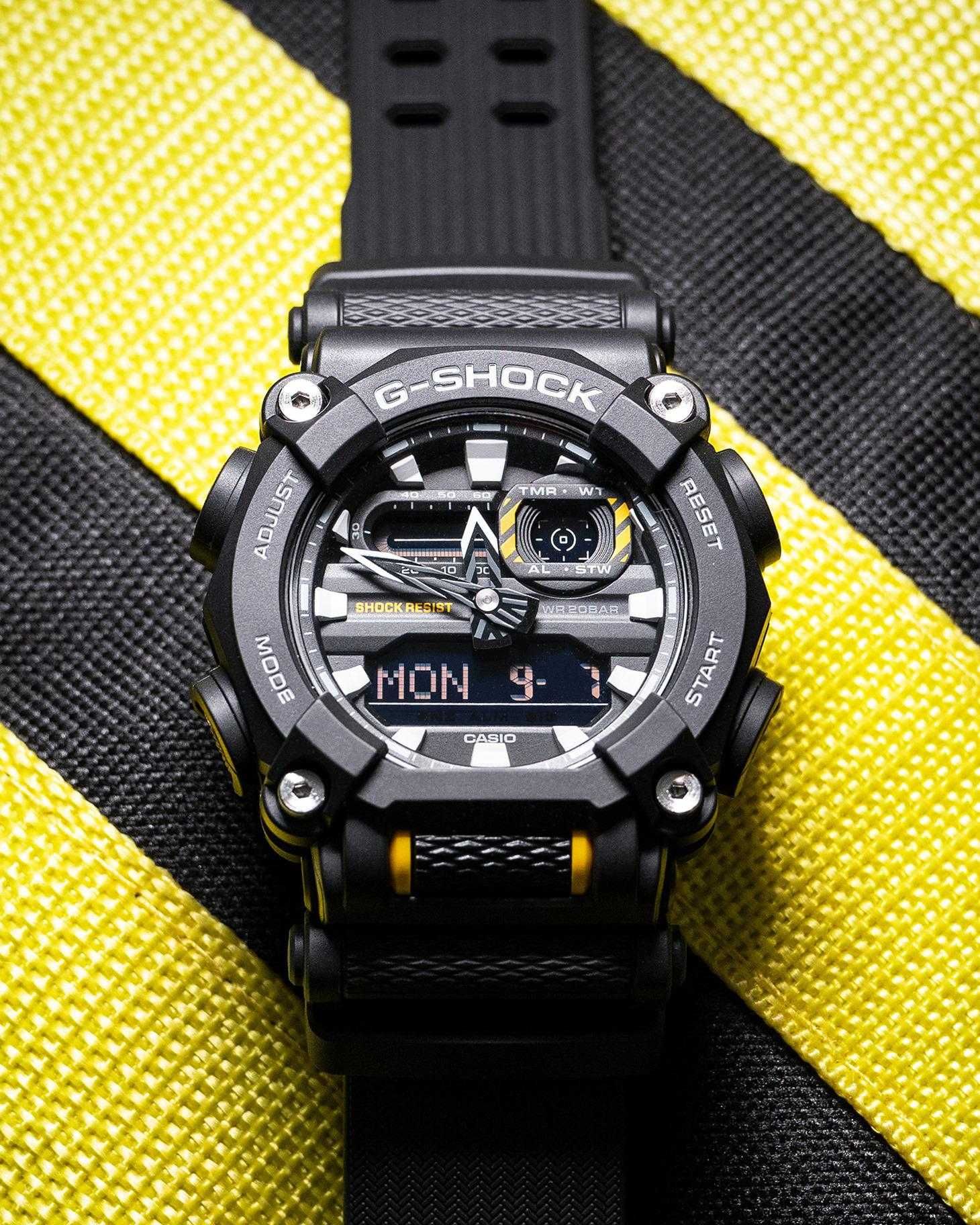 Часы Casio G-Shock GA-900-1A Новые из США