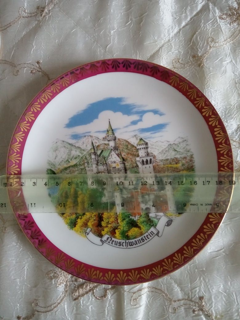 Продам тарелки настенные