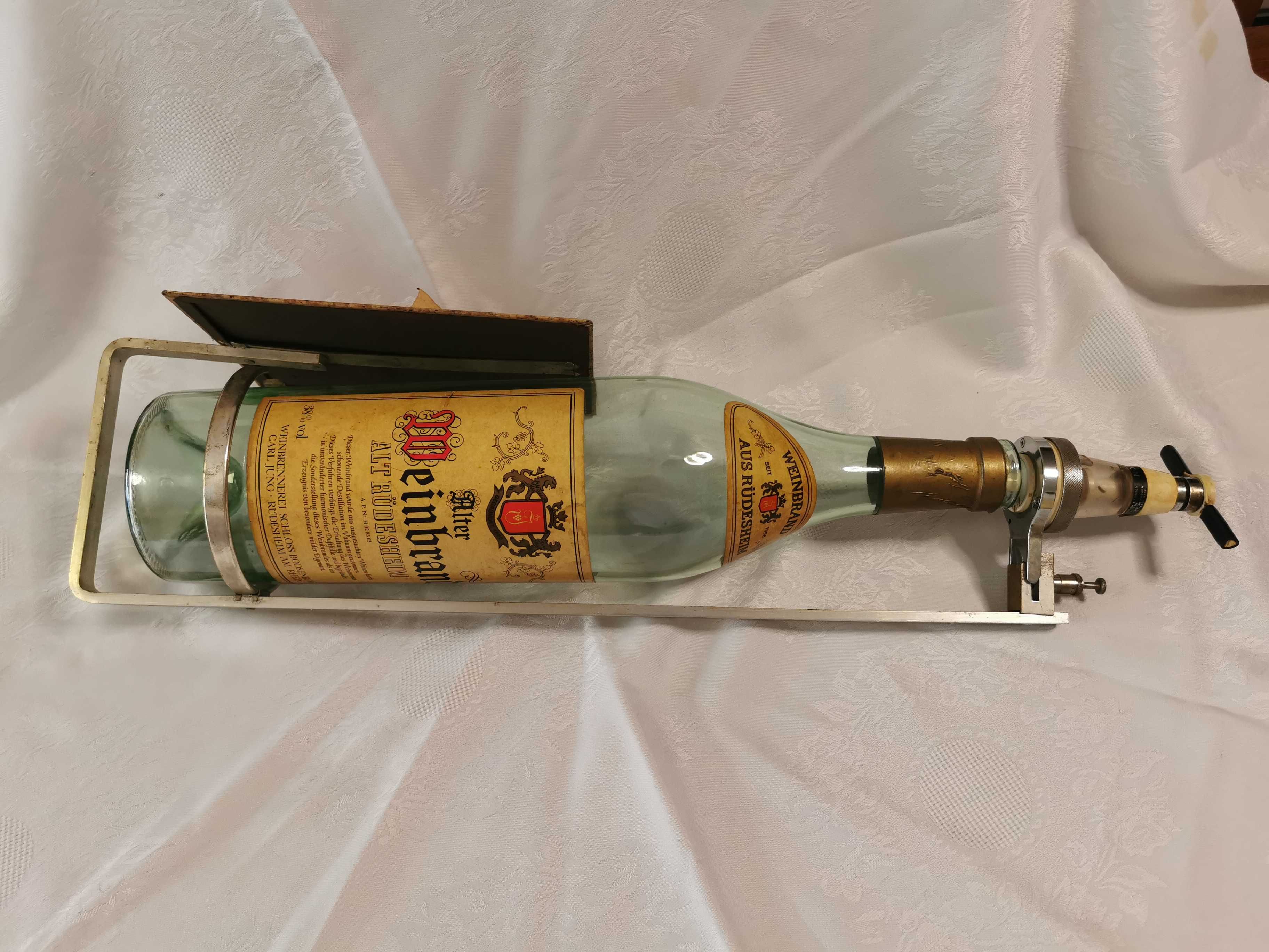 Stara zabytkowa butelka 2 litry z dozownikiem na whisky z Niemiec RFN