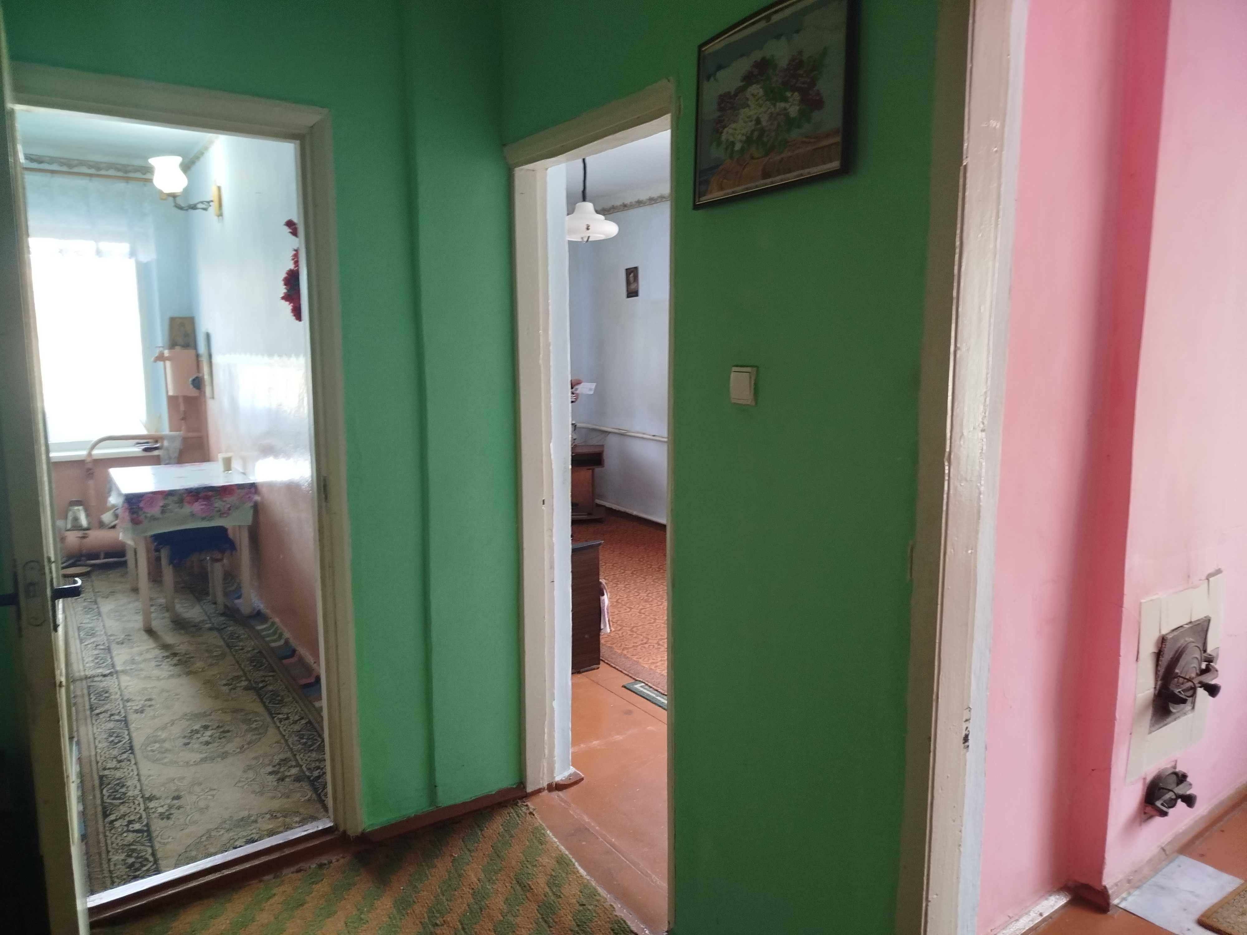 Продається двокімнатна квартира