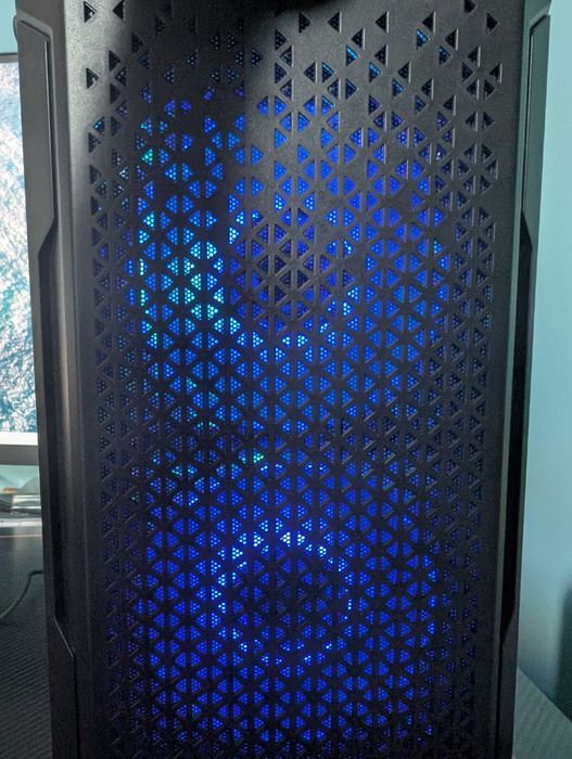 Komputer |i7 8700 | GTX1070Ti