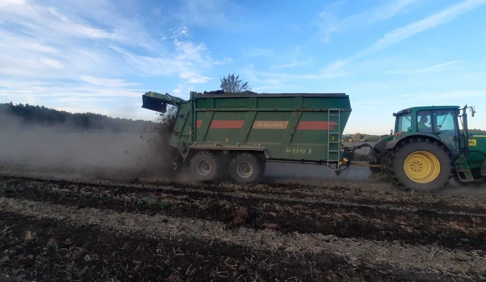 Rozrzutnik przyczepa objętościowa BERGMANN M 5210 S