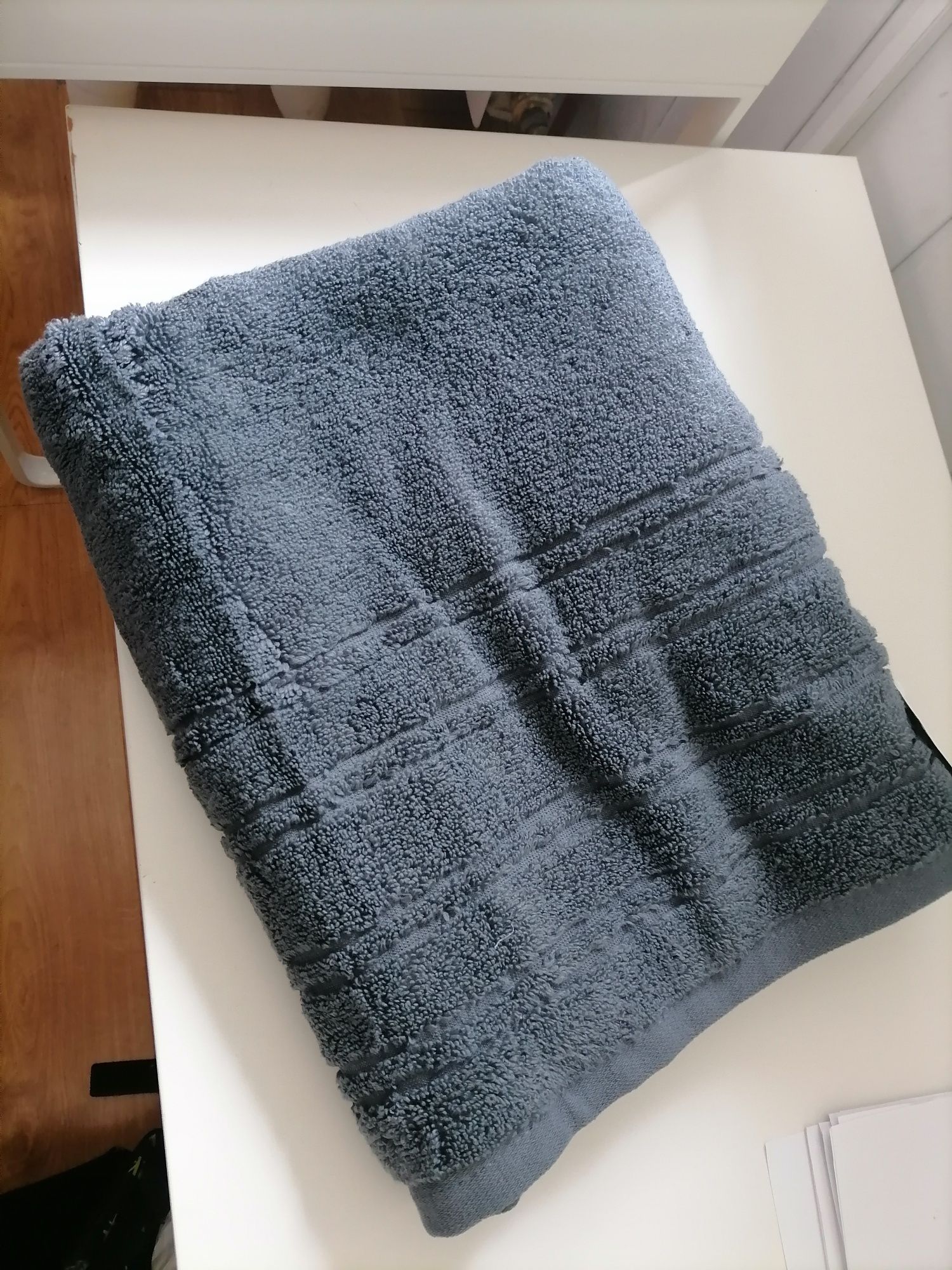 Nowy ręcznik 70x140