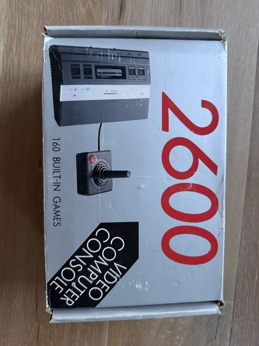 Konsola 2600 Video Computer Console 160 gier + nowe joysticki komplet
