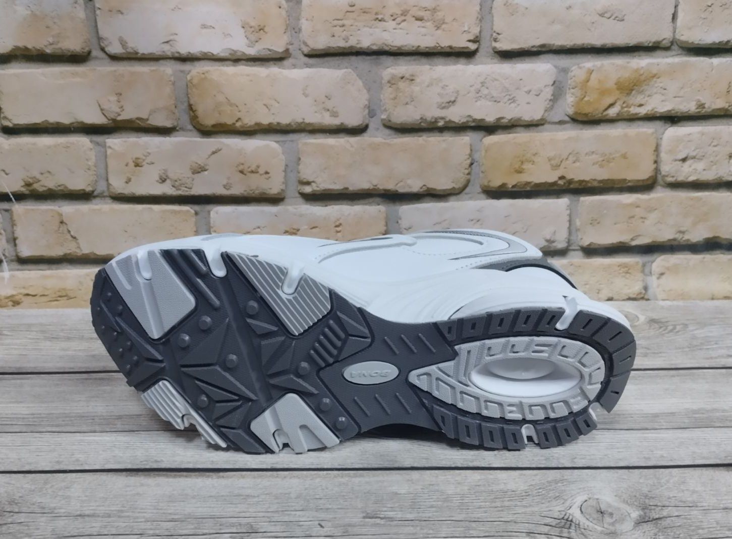 Белые кожаные кроссовки Bona 961А 37-41р
