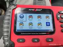 Tester diagnostyczny Autoxscan 820 pro  citroen Peugeot Ford Mercedes