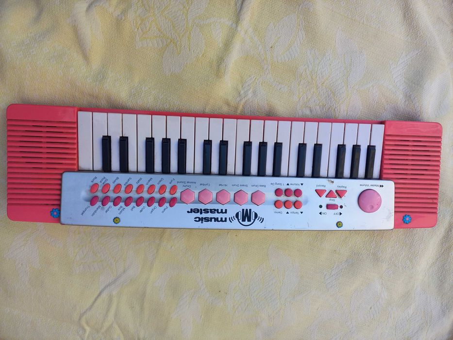 Piano Grande Várias Musicas para Criança