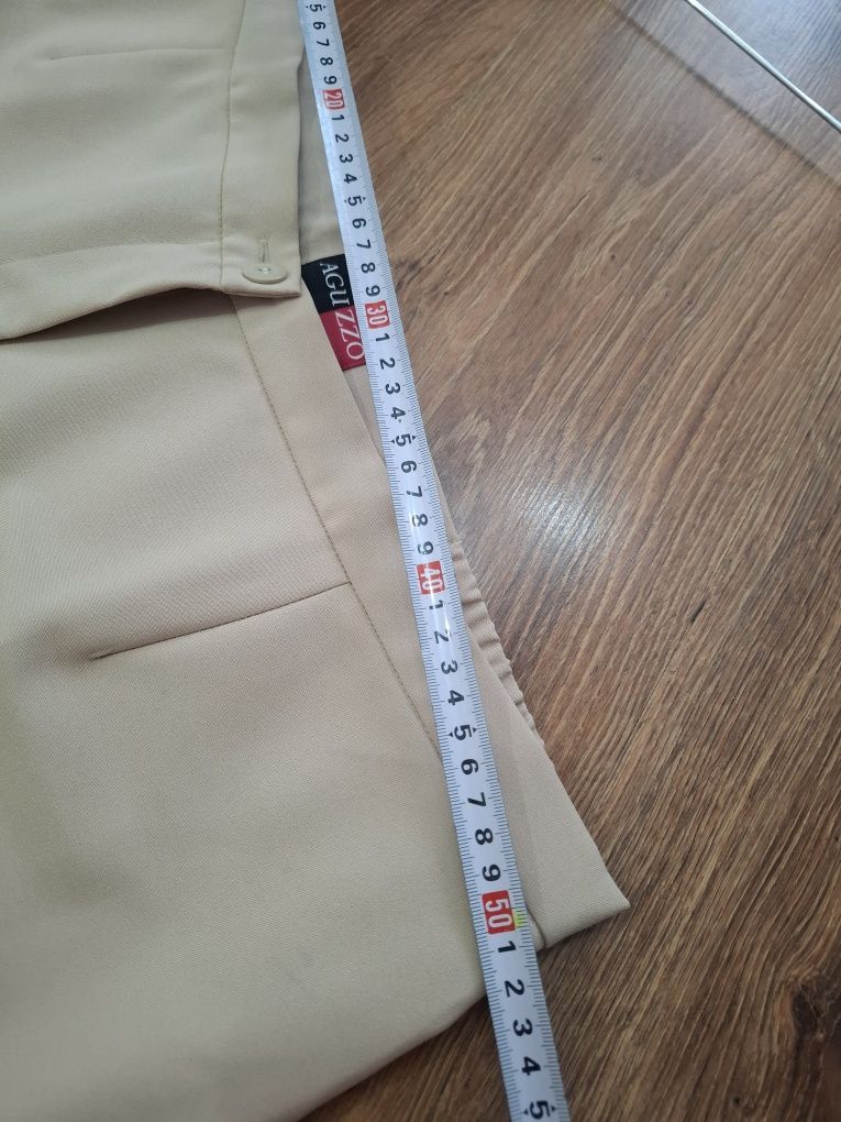 Beżowy garnitur damski marynarka żakiet spodnie casual 48 xxxxl