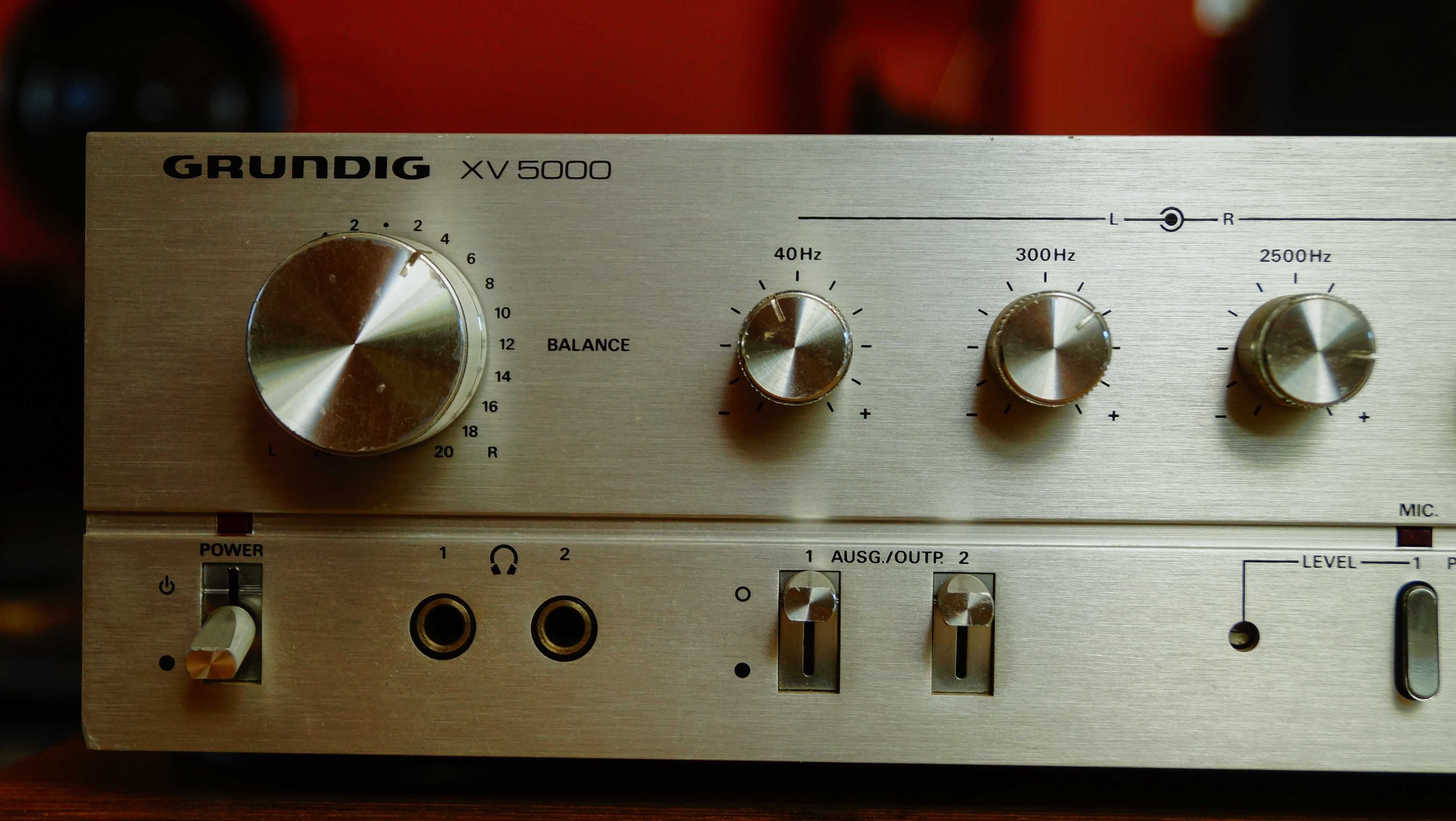 Przedwzmacniacz Grundig XV 5000