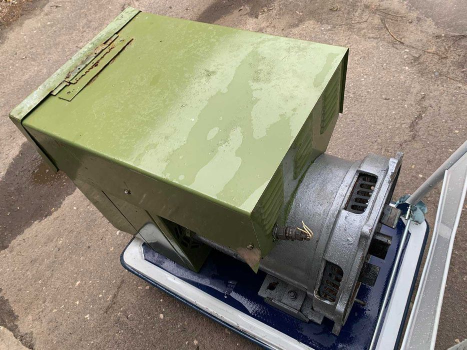 Зварювальний агрегат генератор Новий